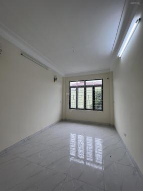 Nhà giá rẻ Hà Đông, cần bán gấp căn nhà xây mới ô tô đỗ cửa tại Biên Giang, Hà Đông, LH 0968530776