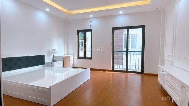 Bán nhà Long Biên Bồ Đề 75m2 5 tầng thang máy gara ô tô 7 chỗ giá 11 tỷ