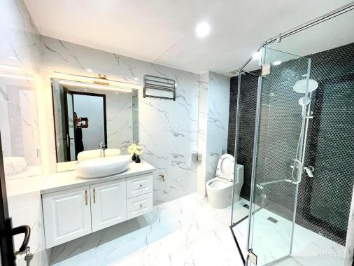Bán nhà Giáp Bát, 48m2 x 5T x 4.4 tỷ, ô tô cách 30m, ở luôn