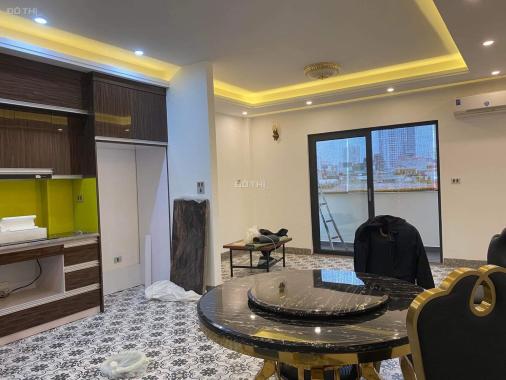 Cần bán gấp nhà mặt phố Trần Quốc Vượng. DT: 44 m2, 7 tầng, mặt tiền 5m. Giá chỉ 21,5 tỷ
