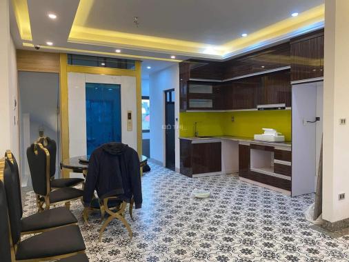 Cần bán gấp nhà mặt phố Trần Quốc Vượng. DT: 44 m2, 7 tầng, mặt tiền 5m. Giá chỉ 21,5 tỷ