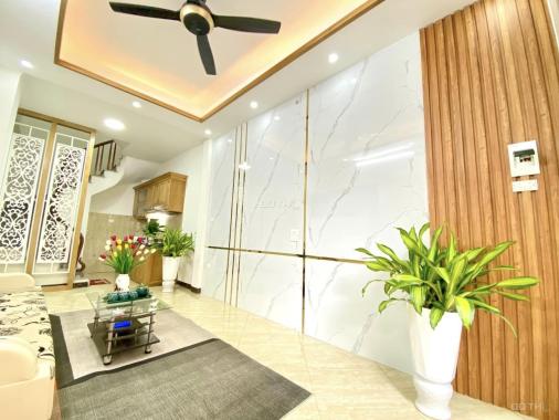 Gần phố - cách ô tô tránh 20m - nhà mới, 5T, 6PN, 45m2 - giá có thượng lượng 4. X tỷ