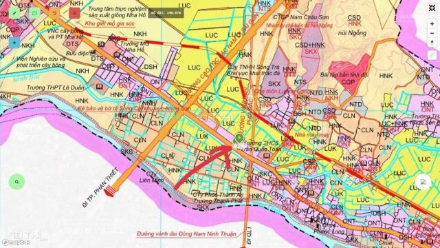 Mặt QL27A, DT 20x50m; 200m tới tốc B - N, sân bay Thành Sơn 5km, 15km tới biển. 3,7 - thỏa thuận