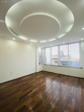 Bán nhà 8 tầng thang máy - Mặt hồ Rùa - View toàn hồ - Ô tô tránh đỗ - 65m2 13.8 tỷ