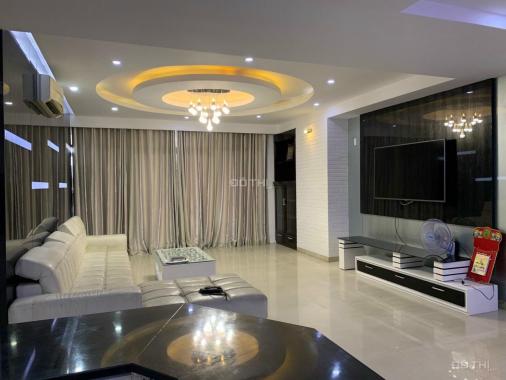 Bán căn hộ chung cư Phú Nhuận 144 m2, mặt tiền đường Phan Đăng Lưu, giá 6.49 tỷ, sổ hồng đầy đủ