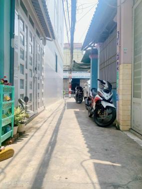 Nhà 2/Phạm Văn Chiêu P16. 3,98 tỷ/52m2 (3,3x16) 4 tấm 4PN 3WC