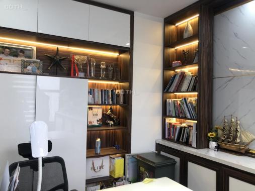 Bán căn hộ duplex tòa Vinhomes Gardenia, Mỹ Đình, DT 100m2, 3 ngủ, view bể bơi
