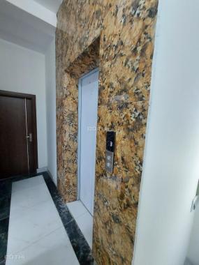 Cần bán gấp toà nhà CCMN phố Phú Diễn 51m2, 7T, 18P khép kín, doanh thu cao