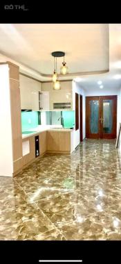 Bán gấp nhà ô tô kinh doanh Ngọc Hà Ba Đình DT 67m2 5T MT 3.7m giá 13.8tỷ