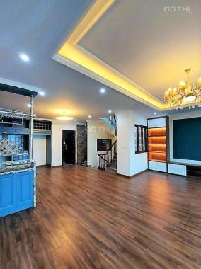 Bán nhà mặt phố Nguyễn Thái Học, Ba Đình. Hè 3m, 4 làn ô tô tránh, KD. DT 120m2 3Tầng 40Tỷ
