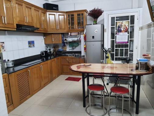 Bán nhà 3 lầu đường Hòa Hưng Quận 10