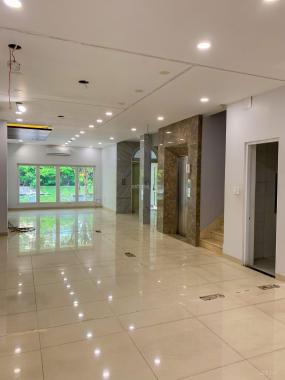Cho thuê biệt thự Saigon Pearl nhà hoàn thiện, tiện làm văn phòng, 7x21m, 4 tầng