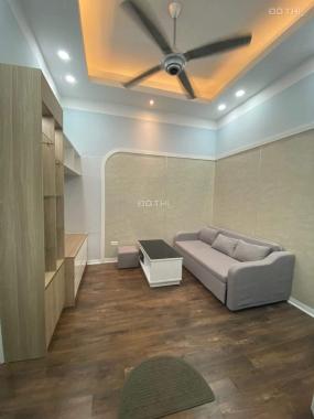 Phố Cổ Hoàn Kiếm, Hàng Bông, DT30m, MT5.6m, Giá chỉ 3.65 tỷ, Trung tâm Thủ Đô, thoáng trước sau
