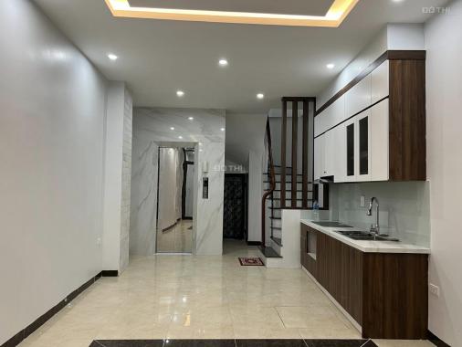 Bán nhà phố Trần Khát Chân, nhà mới thang máy, giá 6 tỷ