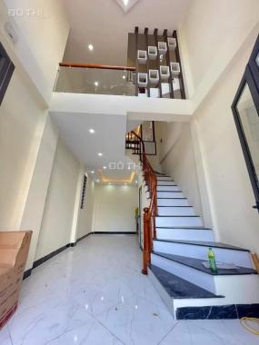 Bán nhà phố Liên Mạc - Từ Liêm 32m2 x 4 tầng, 4 phòng ngủ đầy đủ công năng, 15M RA Ô TÔ TRÁNH.