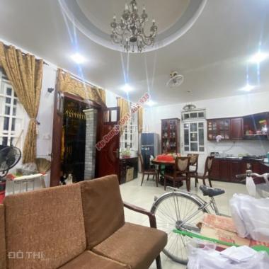 Cần bán gấp - đường Số 19 - Bình Chánh - 142 m2 - giá chỉ 14 tỷ 200tr - Ms. Dung - 0901462938