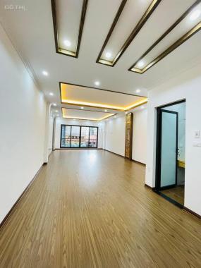 Bán nhà Nam Dư, 50m2 x 5T x 6,5 tỷ, MT 4.5m, ô tô vào nhà - lô góc