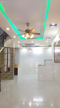 Góc hai mặt hẻm xe hơi - Lã Xuân Oai - Quận 9 - 2 tầng - ngang khủng 5.5m - 75m2 - 3.65 tỷ