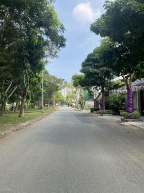 Bán đất biệt thự thủ thiêm mặt tiền sông đường nguyễn duy trinh Q.2 (192m2) tel. 0909 972 783