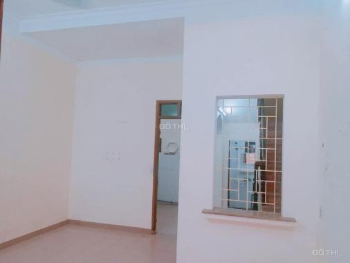 Bán nhà phố Trần Quốc Vượng - Cầu Giấy 50m2 x 3 tầng, 3 phòng ngủ, ngõ rộng ô tô đỗ của vào nhà