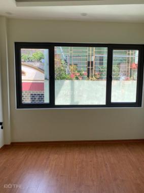 Nhà đẹp phố Nguyễn Văn Cừ, chủ cần bán chào giá mới