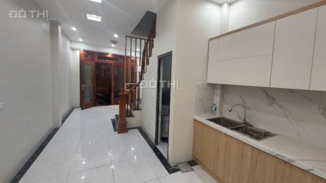 Nhà đẹp phố Nguyễn Văn Cừ, chủ cần bán chào giá mới