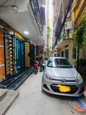 Bán nhà phố Thịnh Quang, Đống Đa diện tích 31m2x5T, ô tô, nhà đẹp ở luôn. Lh 0912929280