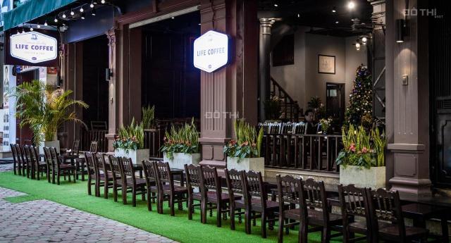 Cho thuê văn phòng 25m2 vuông full nội thất giá trọn gói tại hồ Linh Đàm