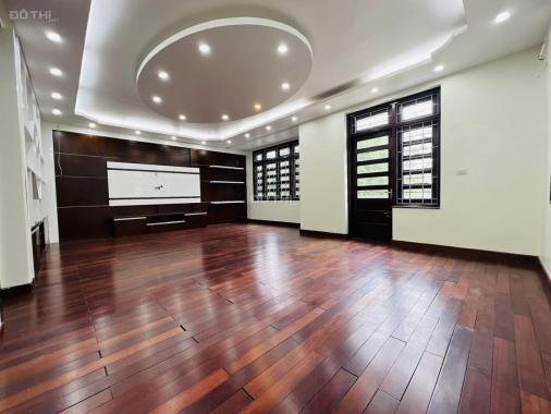 Bán biệt thự KĐT Văn Quán Hà Đông 220m2 mặt tiền 10m, gần hồ vị trí đẹp sân vườn 33.5 tỷ