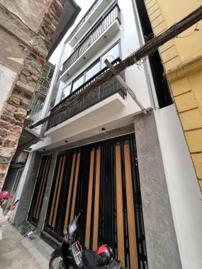 Khách sạn 4 sao gần Hồ Tây 55m2 5 tầng thang máy, mới cực đẹp thiết kế đỉnh Âu Cơ Tây Hồ