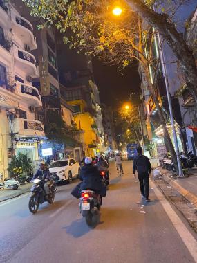 Bán gấp nhà mặt phố Nguyễn Trường Tộ Ba Đình DT 120m2 6T MT 5.2m giá 63tỷ