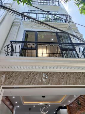 Bán nhà Cương Ngô 45m2 x 4.5T, MT 3.8m, đường ô tô, xây mới koong
