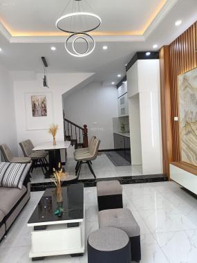 Bán nhà Cương Ngô 45m2 x 4.5T, MT 3.8m, đường ô tô, xây mới koong