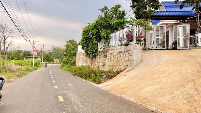 Bán đất thổ cư Đông Thanh, mặt tiền đường nhựa, cách DT725 chỉ 2km