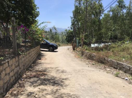 Do cần tiền nên chủ đất cần bán gấp lô đất 200m2 tại TP. Nha Trang với giá 860tr
