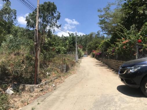 Do cần tiền nên chủ đất cần bán gấp lô đất 200m2 tại TP. Nha Trang với giá 860tr