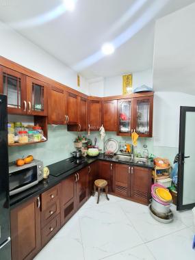 Bán Nhà Tựu Liệt 40Mx5T, Ôtô Đỗ Cổng, Tặng Full Nội Thất Giá 3tỷ