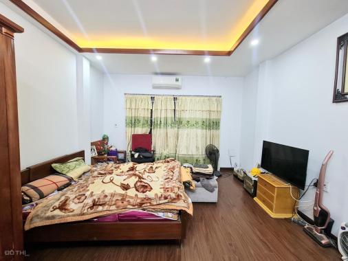 Bán Nhà Tựu Liệt 40Mx5T, Ôtô Đỗ Cổng, Tặng Full Nội Thất Giá 3tỷ