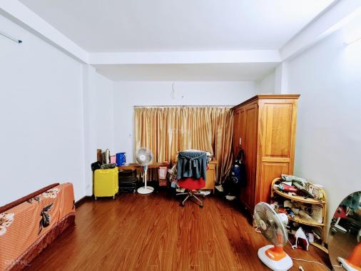 Bán Nhà Tựu Liệt 40Mx5T, Ôtô Đỗ Cổng, Tặng Full Nội Thất Giá 3tỷ