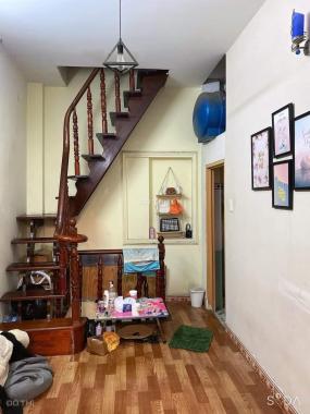 Đường xe tải, hẻm 73 Ni Sư Huỳnh Liên, 45 m2, 2PN. Chỉ 1 tỷ 900