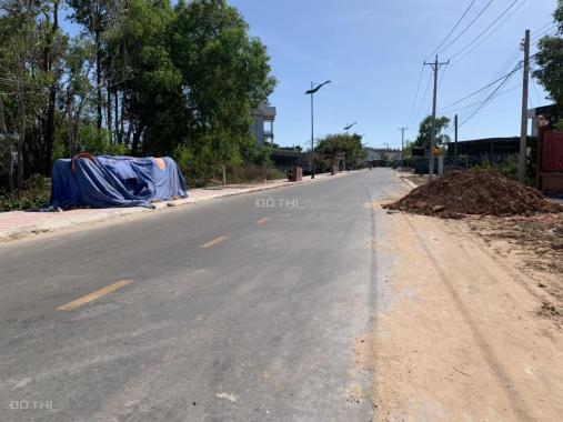 Bán 353m2 đất ONT đường Nguyễn Du - Tân Phước - La Gi giá ngộp thở