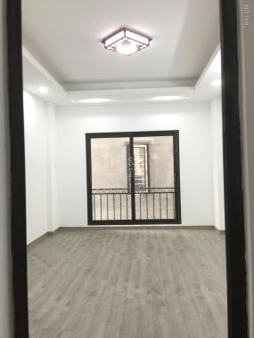 Chính chủ cần bán nhà riêng mới xây 4tầng, 30m2 tại Phúc Lợi, Long Biên. Giá 2.4 tỷ bao sang tên