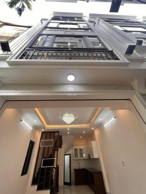 Nhà mới tinh cực đẹp, rẻ nhất phố Xuân La, Tây Hồ (gần DH nội vụ) 36m2, 5 tầng, nội thất xịn ở ngay