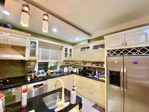 Chủ nhà cần bán nhà Giang Văn Minh Ba Đình thang máy ôtô. DT 110m2, MT 12m, 8 tầng. Giá nhỉnh 40tỷ