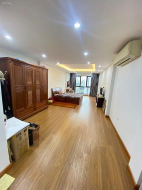 Bán gấp nhà mặt phố Nguyễn Hy Quang, Đống Đa, DT 75m2 8T MT 4m giá 35 tỷ