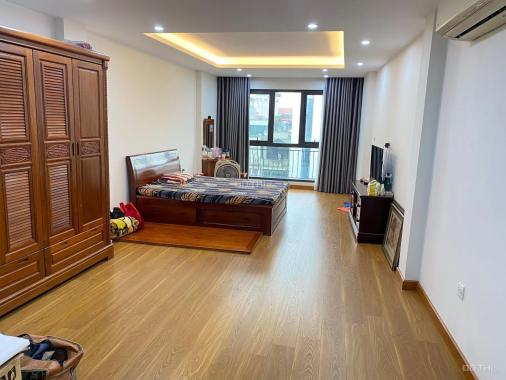 Bán gấp nhà mặt phố Nguyễn Hy Quang, Đống Đa, DT 75m2 8T MT 4m giá 35 tỷ