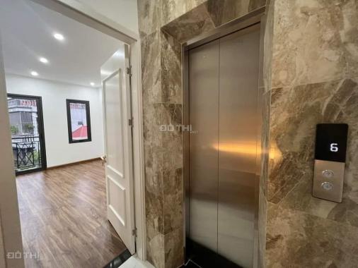 Bán nhà 6 tầng thang máy - nội thất nhập khẩu - oto tránh - phố Nguyễn Phong Sắc, Cầu Giấy 16,8 tỷ
