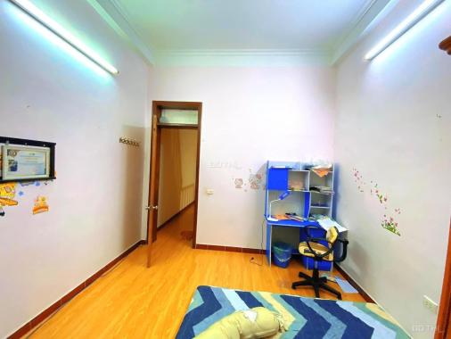 Cực hiếm phố Trần Cung - phân lô - ô tô đỗ cửa - 40m2 x 5 tầng - chỉ 7tỷ