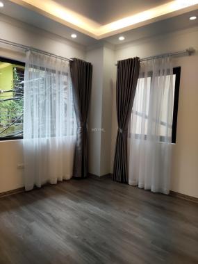 Bán nhà Liễu Giai, Đội Cấn, Ba Đình 45 m2 x 6 t thang máy lô góc ô tô vào nhỉnh 10 tỷ
