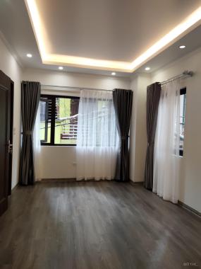 Bán nhà Liễu Giai, Đội Cấn, Ba Đình 45 m2 x 6 t thang máy lô góc ô tô vào nhỉnh 10 tỷ